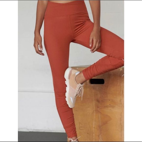 FP MOVEMENT Sienna Freeform Legging Small NWT - Picture 4 of 10